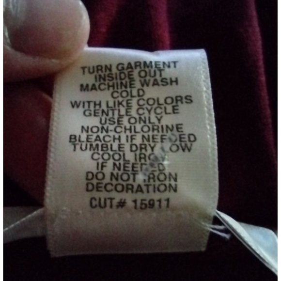 Women's Large Youth in Revolt Burgundy Semi Crop Top New with Tags - Picture 5 of 6